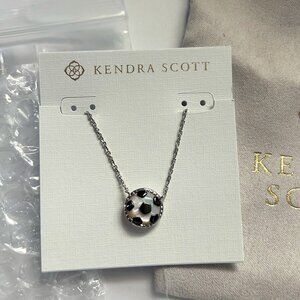 Kendra Scott Soccer Silver Short Pendant Necklace in Ivory Mother-of-Pearl